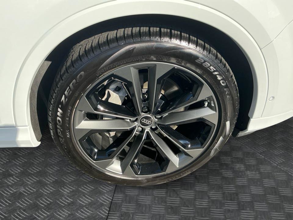Used 2026 Audi Q7 3.0T Premium Plus AWD/4WD image 31