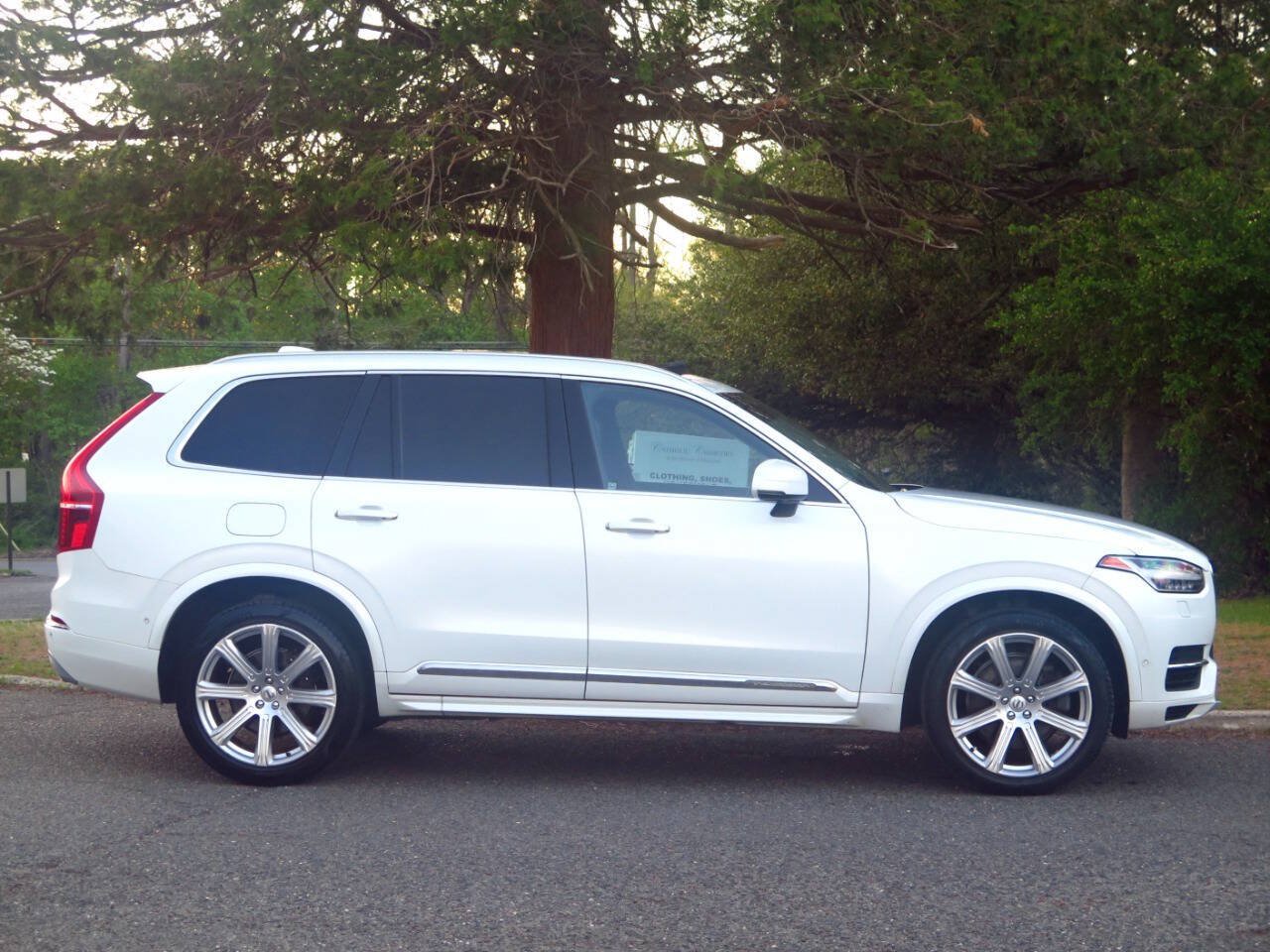 Used 2017 Volvo XC90 T8 Inscription w/ Luxury Package AWD/4WD image 5