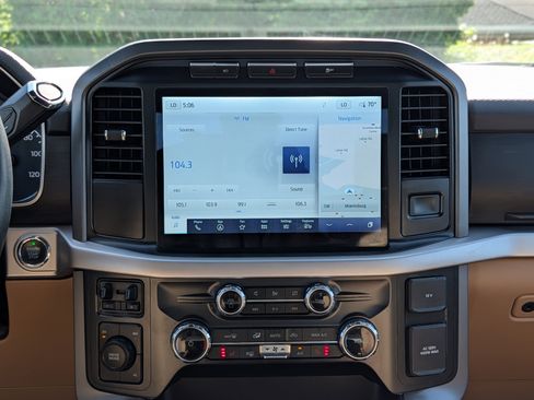 Used 2022 Ford F150 XLT w/ Equipment Group 302A High image 16