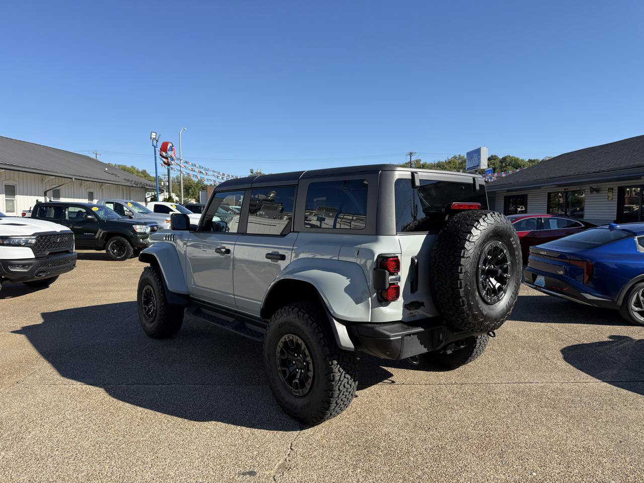 Used 2024 Ford Bronco Raptor AWD/4WD image 3