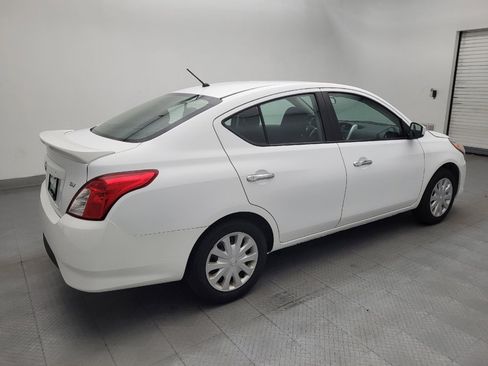 Used 2017 Nissan Versa SV FWD image 10