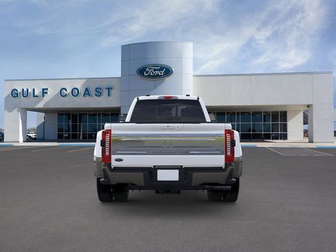 New 2026 Ford F450 King Ranch w/ FX4 Off-Road Package image 5