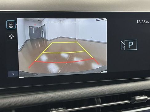 Used 2025 Hyundai Tucson SEL FWD image 32