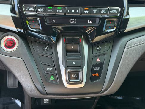 Used 2019 Honda Odyssey EX image 22