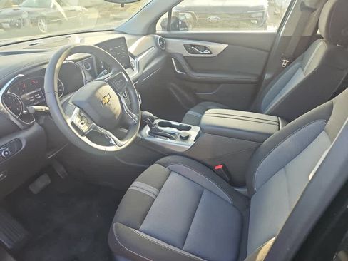 Used 2025 Chevrolet Blazer LT FWD image 14