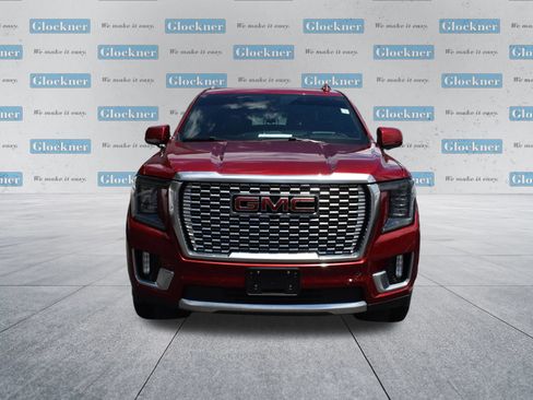 Used 2021 GMC Yukon Denali w/ Denali Premium Package AWD/4WD image 12