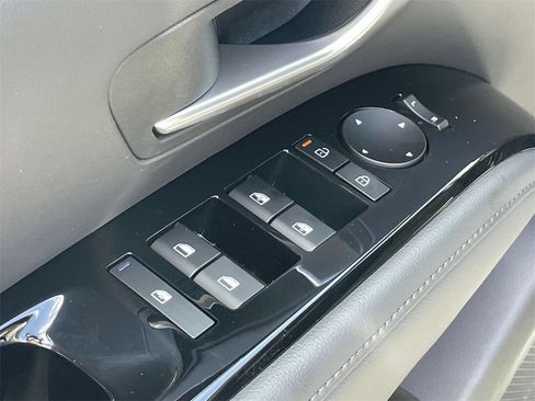 New 2025 Hyundai Santa Cruz SEL image 14