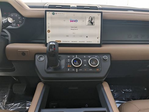 New 2025 Land Rover Defender 130 S image 16
