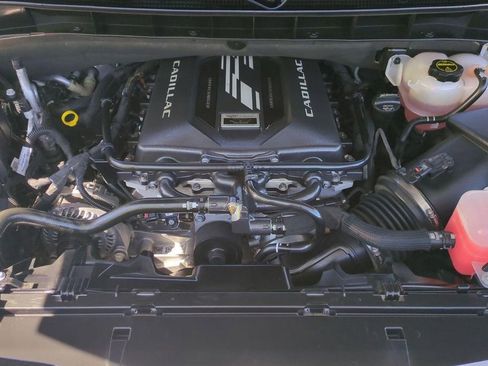 Certified 2024 Cadillac Escalade V w/ Heavy-Duty Trailer Package image 20