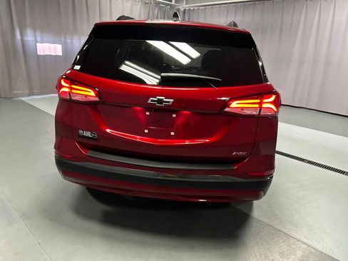 Used 2022 Chevrolet Equinox RS w/ RS Leather Package FWD image 6