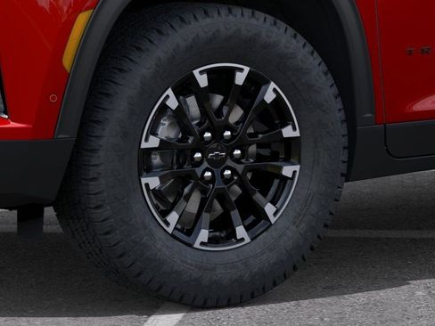 New 2026 Chevrolet Traverse Z71 w/ Enhanced Driving Package AWD/4WD image 9