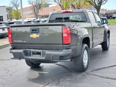 Used 2018 Chevrolet Colorado W/T w/ WT Convenience Package AWD/4WD image 4