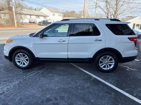 Used 2012 Ford Explorer XLT image 8