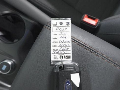 Certified 2025 Ford Explorer Active image 32