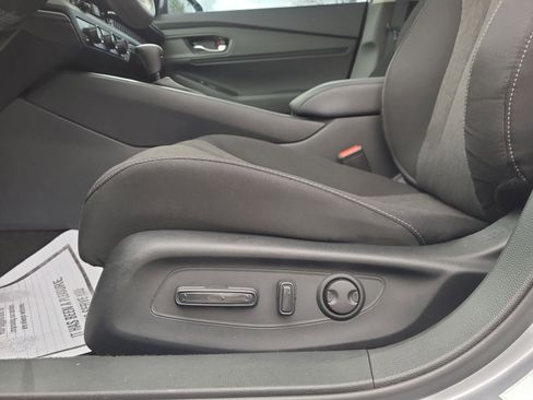 Certified 2023 Honda Accord EX image 22