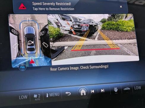 Used 2025 Mercedes-Benz E 350 Sedan image 13