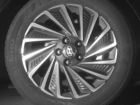 Used 2025 Hyundai Sonata SEL FWD image 13