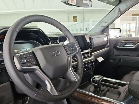 New 2026 Chevrolet Silverado 1500 RST AWD/4WD image 10