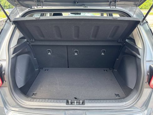 Used 2026 Hyundai Venue SEL FWD image 23