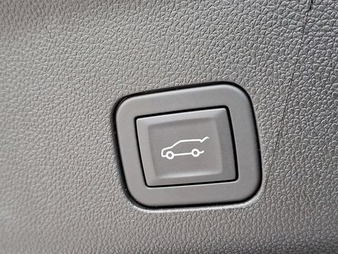 Used 2026 GMC Yukon XL Denali w/ Sun & Power Step Package AWD/4WD image 30