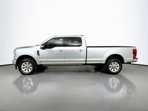 Used 2022 Ford F350 Platinum AWD/4WD image 4