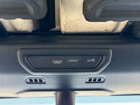 Used 2021 Jeep Gladiator Overland image 16