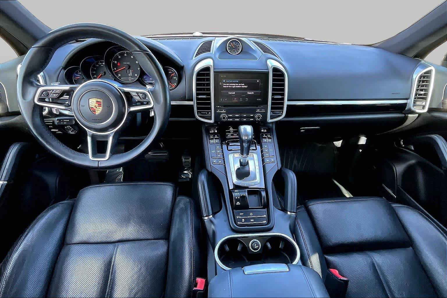 Used 2018 Porsche Cayenne Platinum Edition AWD/4WD image 15