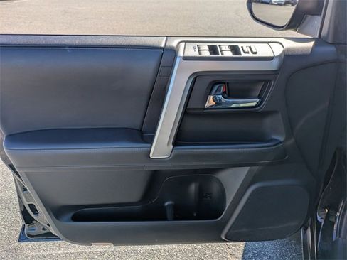 Used 2024 Toyota 4Runner SR5 image 12