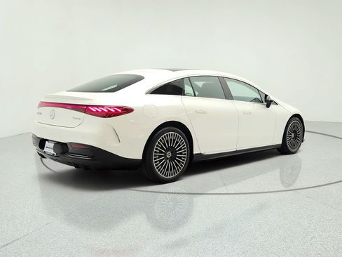 Used 2023 Mercedes-Benz EQS 450+ 4MATIC Sedan image 5