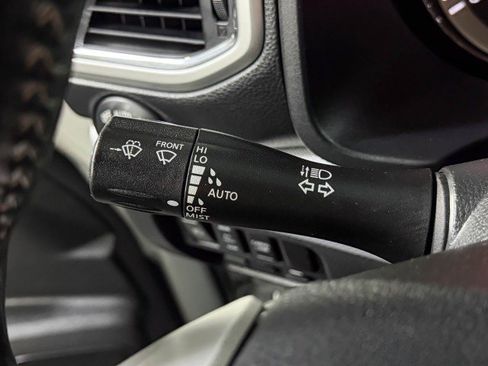 Used 2018 Nissan Titan PRO-4X w/ Pro-4x Convenience Package image 26