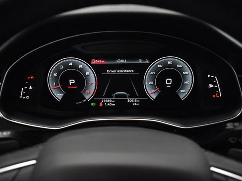 Used 2022 Audi Q7 3.0T Premium w/ Convenience Package image 17