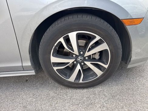 Used 2018 Honda Odyssey Elite image 3