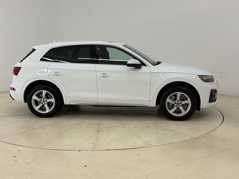 Used 2023 Audi Q5 2.0T Premium w/ Convenience Package AWD/4WD image 8