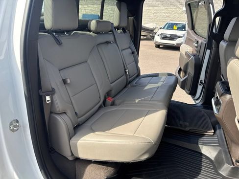 Used 2019 GMC Sierra 1500 SLT w/ SLT Premium Package AWD/4WD image 14