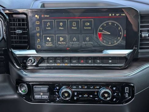 Used 2024 GMC Sierra 1500 SLT w/ SLT Premium Plus Package AWD/4WD image 19