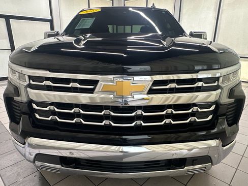 Certified 2023 Chevrolet Silverado 1500 LTZ w/ Technology Package image 16