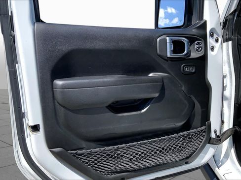 Used 2023 Jeep Wrangler Unlimited Sport AWD/4WD image 22