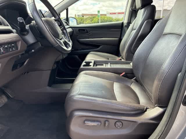 Used 2018 Honda Odyssey Touring image 18