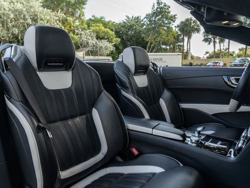 Used 2015 Mercedes-Benz SL 550 image 21