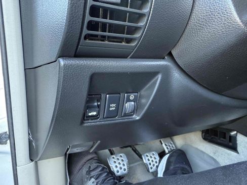 Used 2007 INFINITI G35 Coupe w/ Premium Pkg image 26