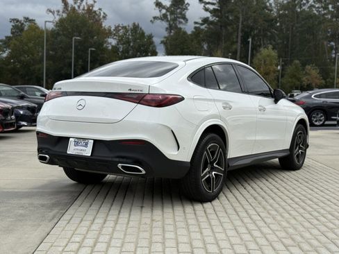 Used 2024 Mercedes-Benz GLC 300 4MATIC image 6