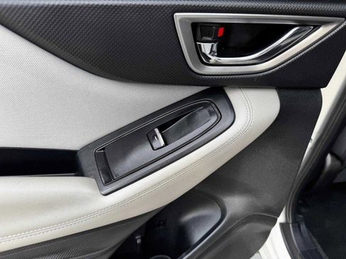 Used 2020 Subaru Forester Premium image 39