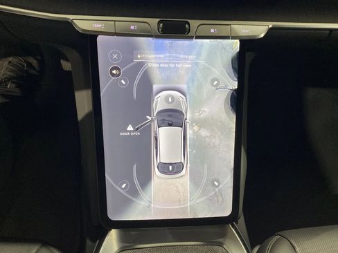 Used 2024 Lucid Air Pure image 18