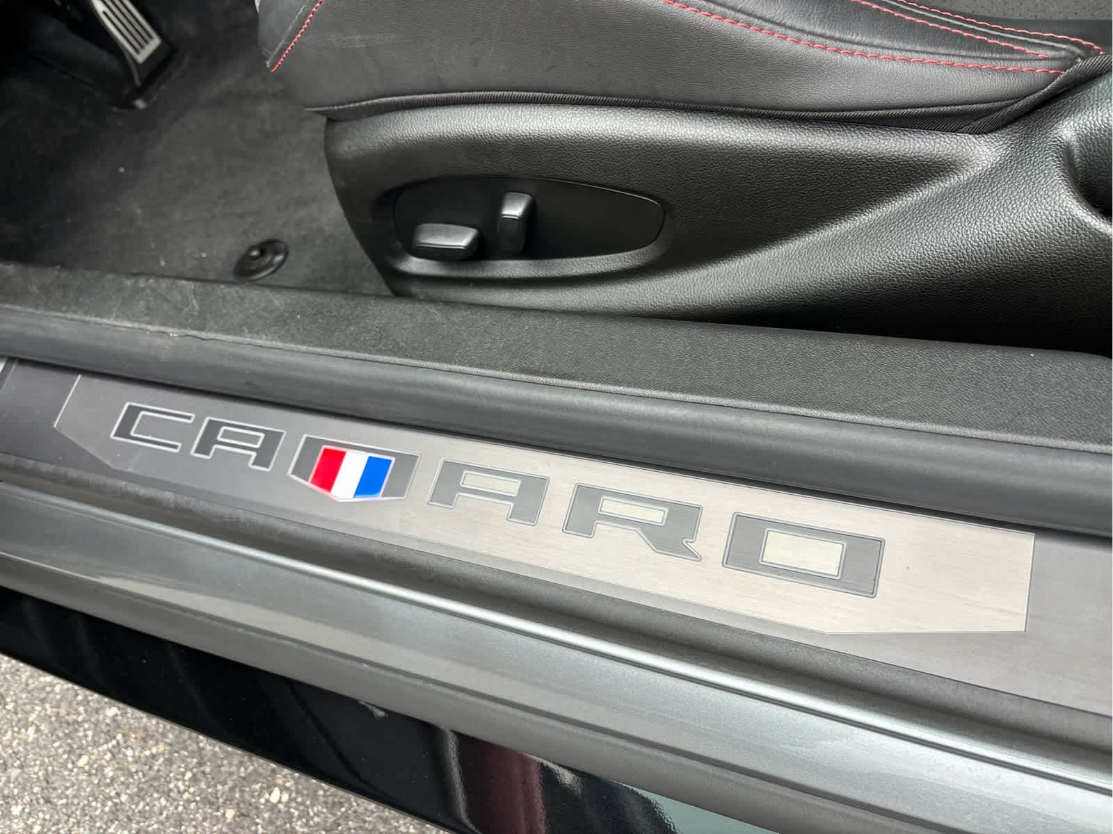 Used 2023 Chevrolet Camaro ZL1 RWD image 8