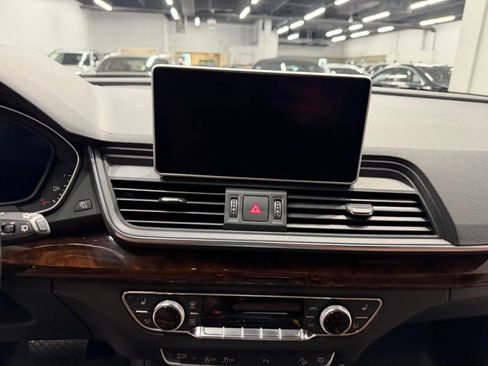 Used 2018 Audi Q5 2.0T Premium Plus AWD/4WD image 42