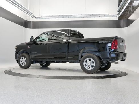New 2026 RAM 2500 Big Horn AWD/4WD image 41