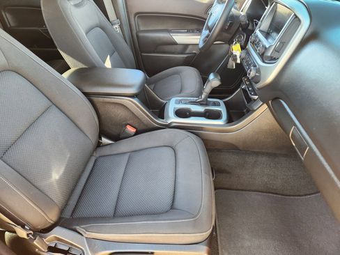 Used 2016 Chevrolet Colorado LT w/ LT Convenience Package image 15