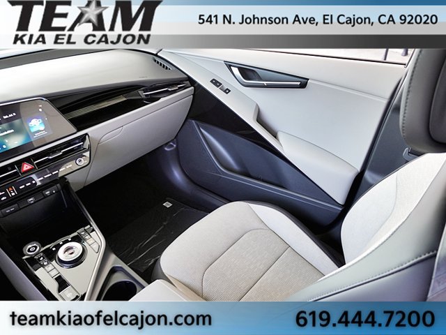 New 2026 Kia Niro Wave w/ Wave Preserve Package FWD image 26