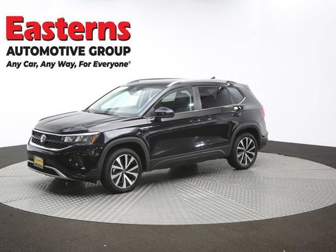 Used 2024 Volkswagen Taos SE FWD image 55