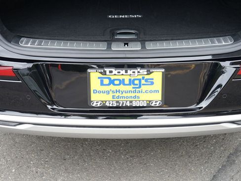 Used 2025 Genesis Electrified GV70 Advanced w/ Prestige Package image 12